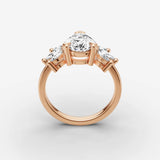 Fleur pear diamond setting in gold, view 9