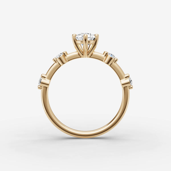 Petite Etoile Pear ring setting, view 2