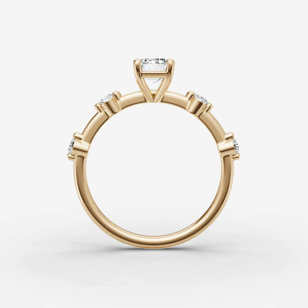 Petite Etoile Emerald ring setting, view 2