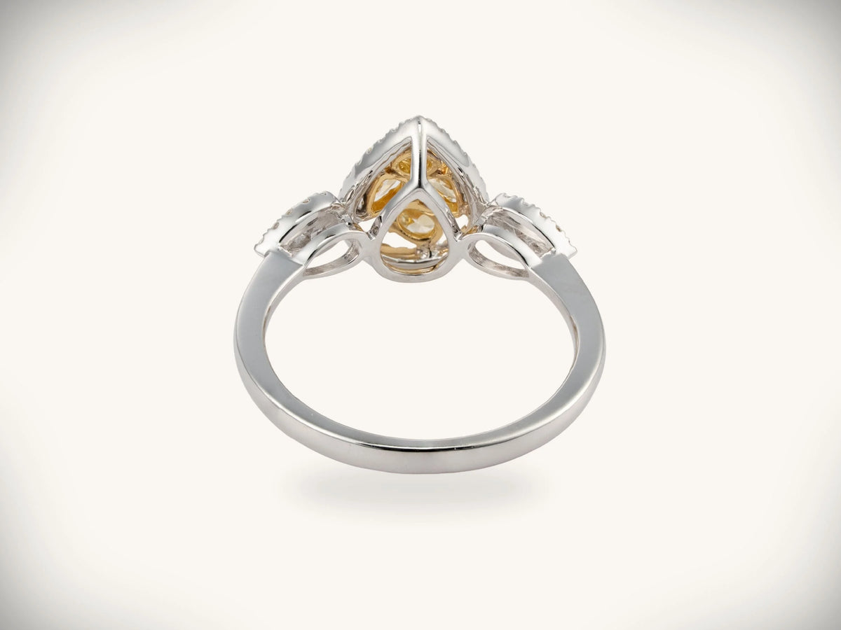 Sunshine Blossom yellow diamond ring with band detail on the hand