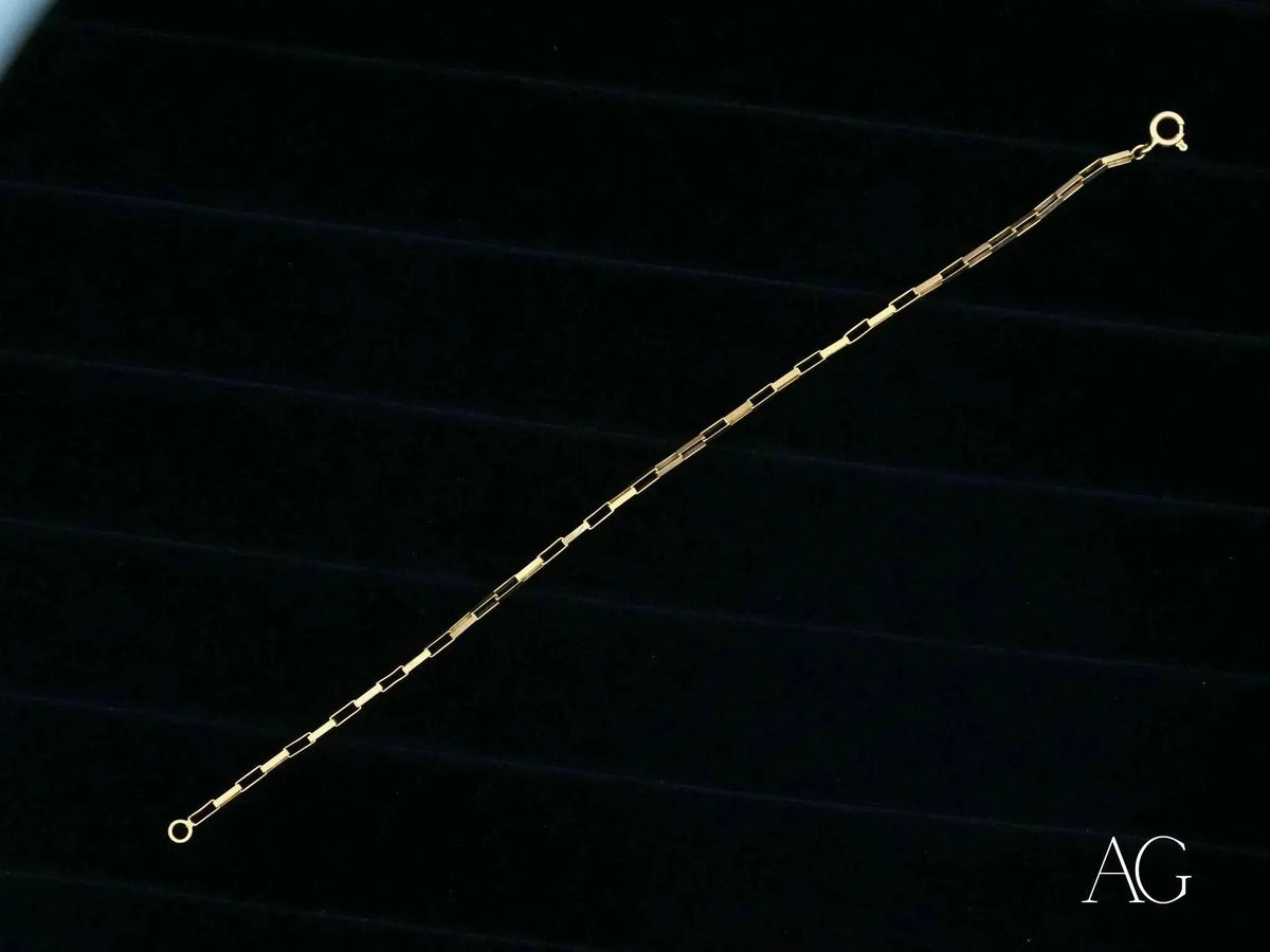 Timeless elegance solid 18k gold brick link bracelet with spring ring lock