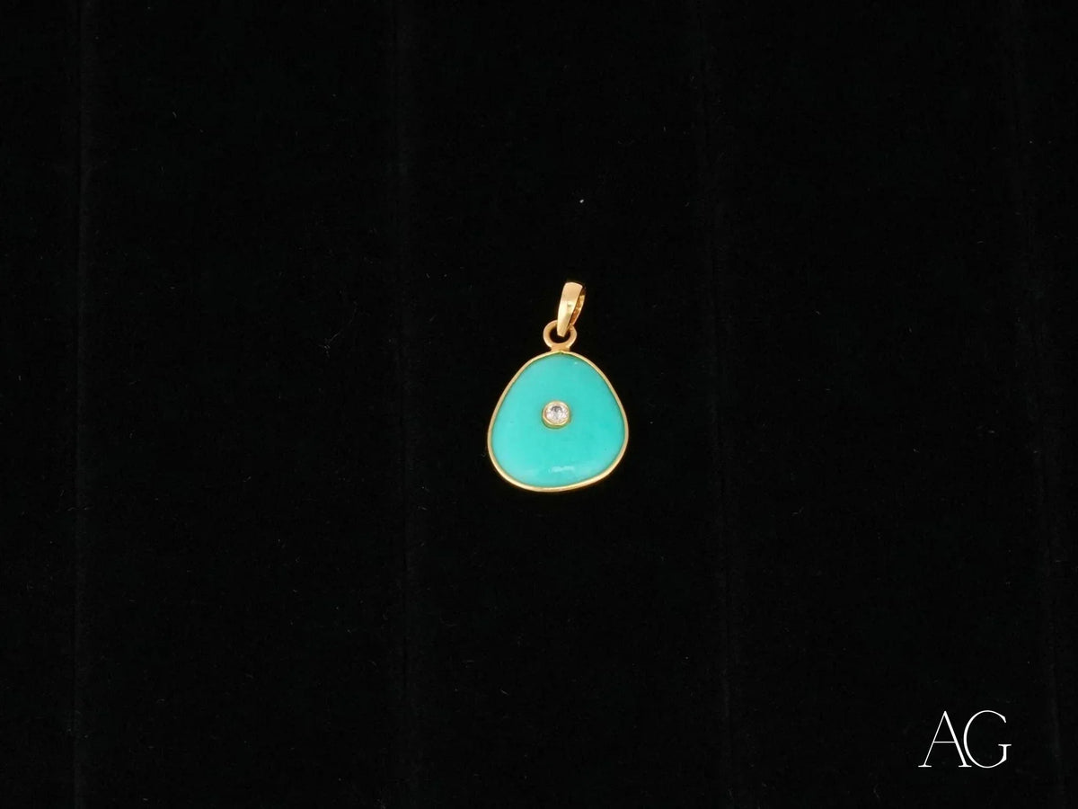 Turquoise Spark 18k solid gold pendant with turquoise stone and diamond