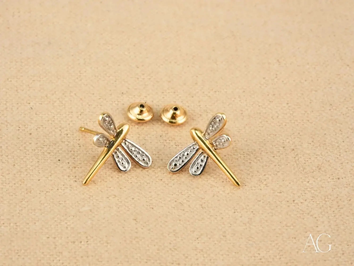 Dragonfly Earrings – Elegant & Unique